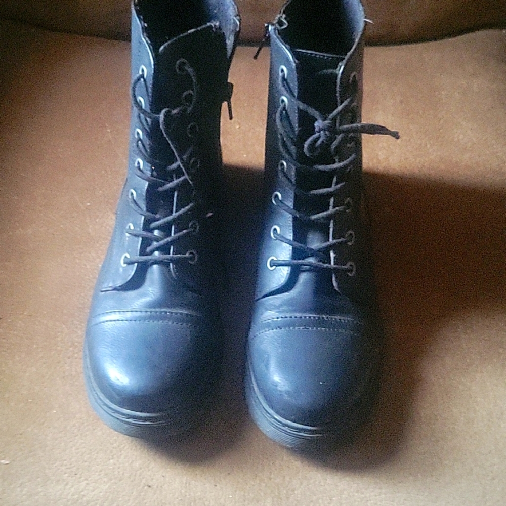 Ankle boots